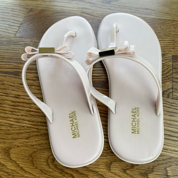 Michael Kors blush pink bow jelly thong flip flop sandal gold logo in size 7 - Picture 8 of 12